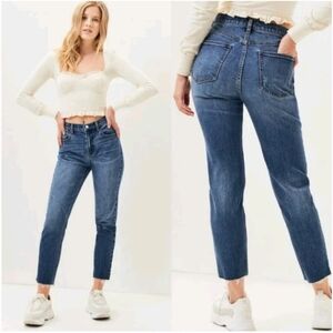 PacSun Womens |26| Vintage Icon Raw Hem Mid Rise Cropped Medium Wash Jeans